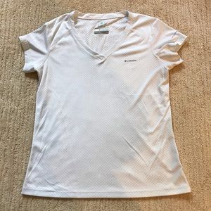 COLUMBIA EXERCISE TEE
